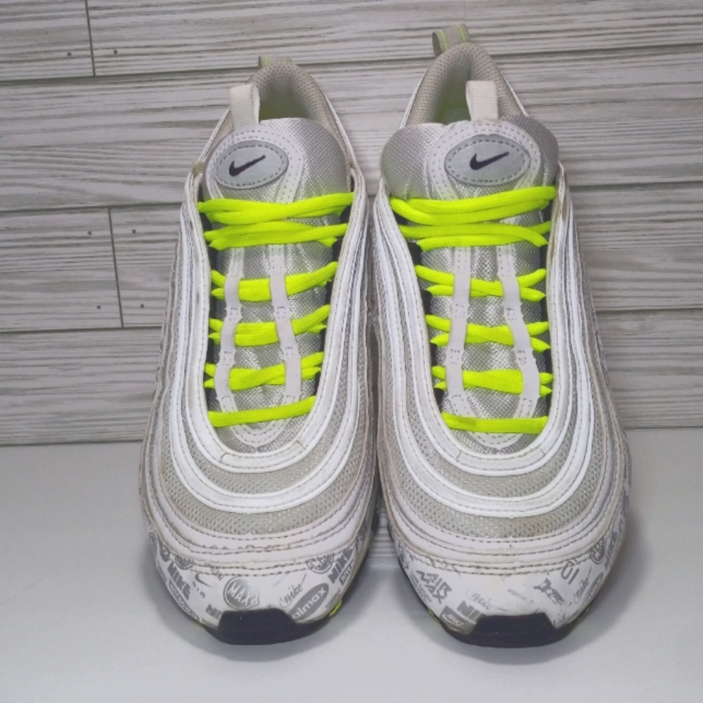 Size 7y Nike Air Max 97